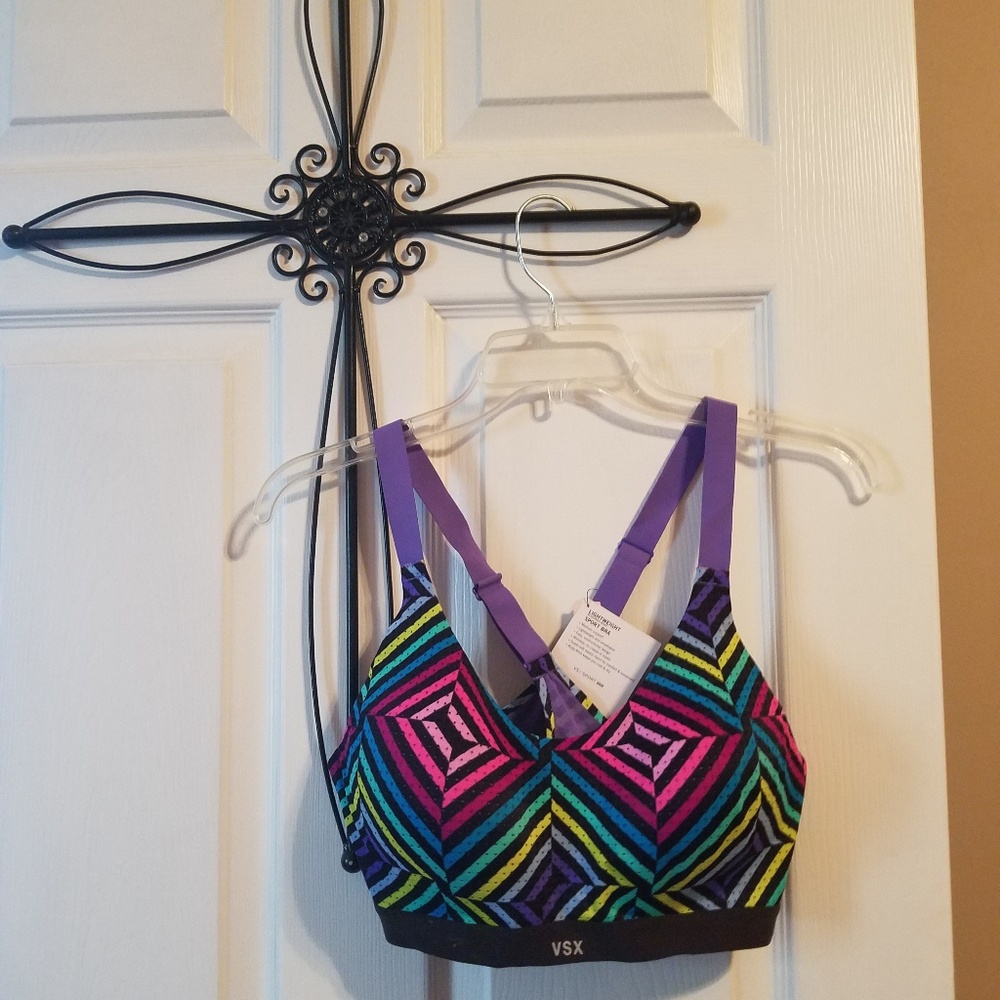 NEW VICTORIA SECRET SPORT BRA